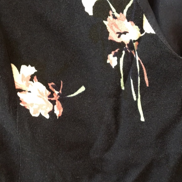 Lovely French Connection floral dress 10 - Picture 3 of 6